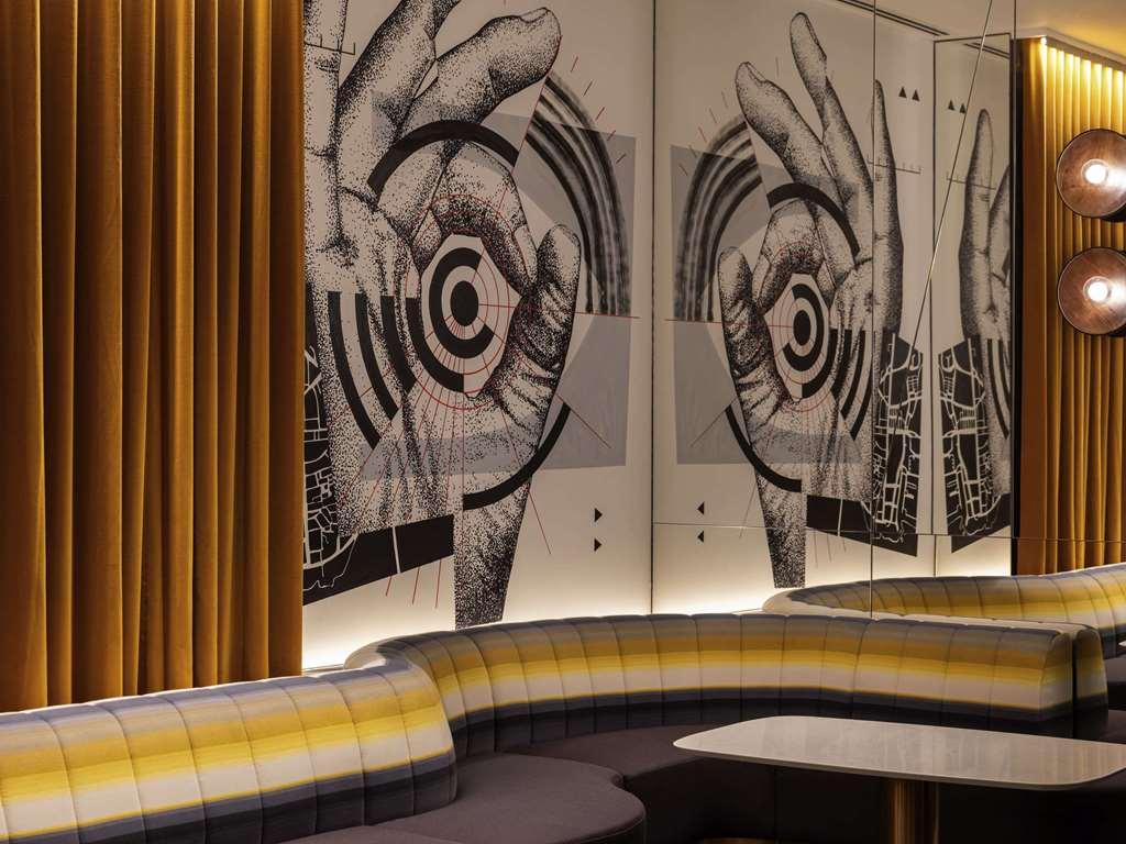 Mondrian Hong Kong Hotel Restaurant foto